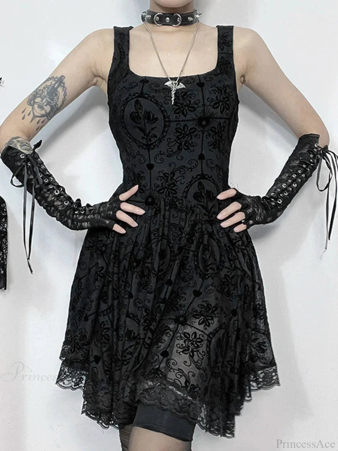 Gloomy Cravat Lace Hem Tiny Dress Black / S