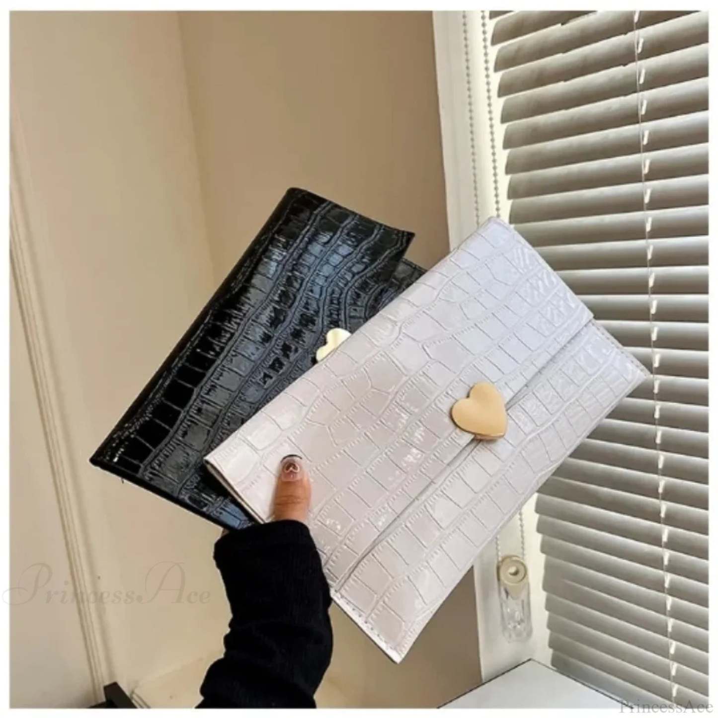 Golden Evening Banquet Clutch Wristlet wristlet-250126