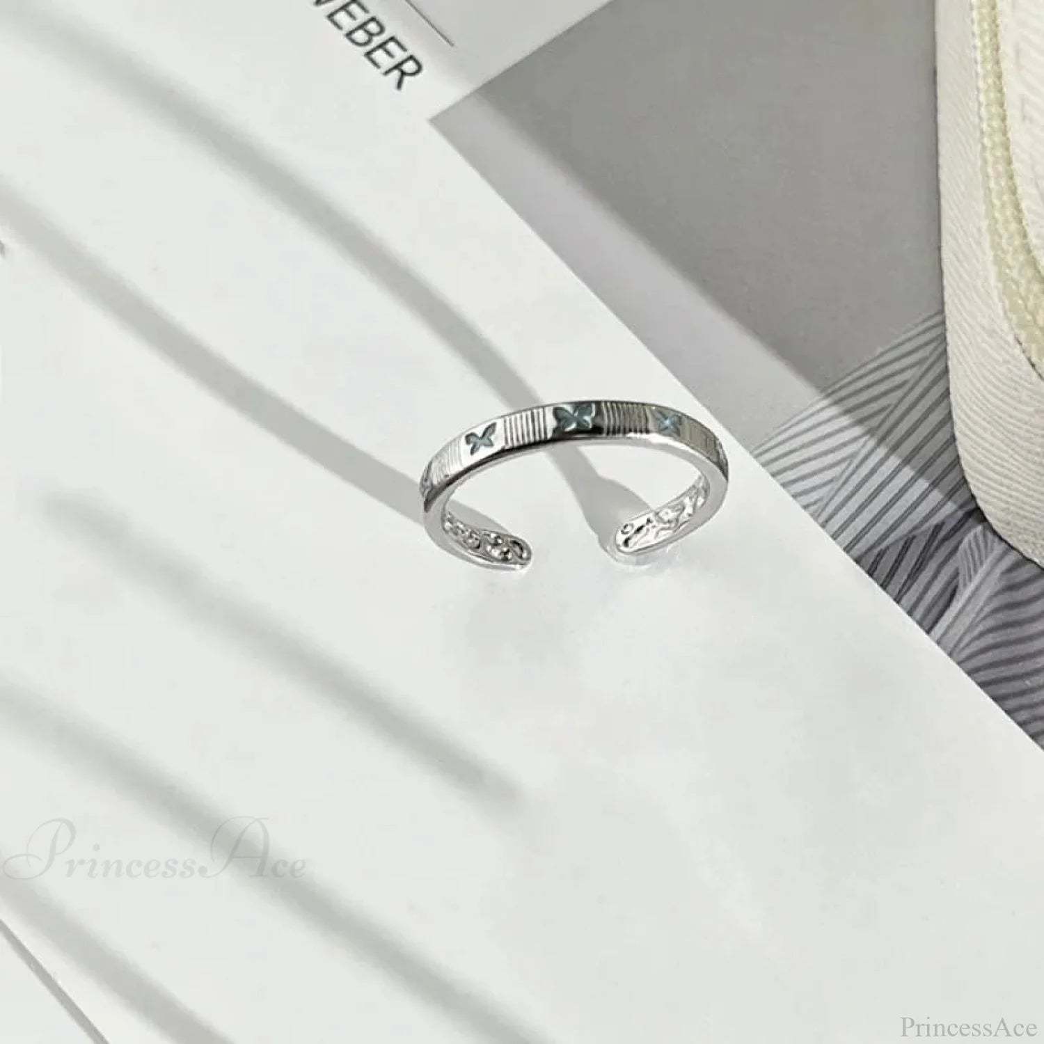 Imaginative Pair Handclasp Macabre Band sliver04