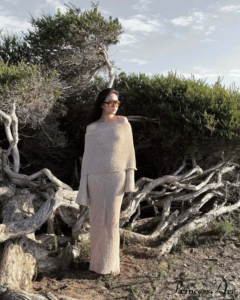 Knit Off-Shoulder Long Charming Sleeve Maxi Dress