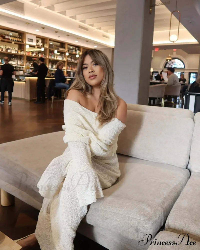 Knit Off-Shoulder Long Charming Sleeve Maxi Dress