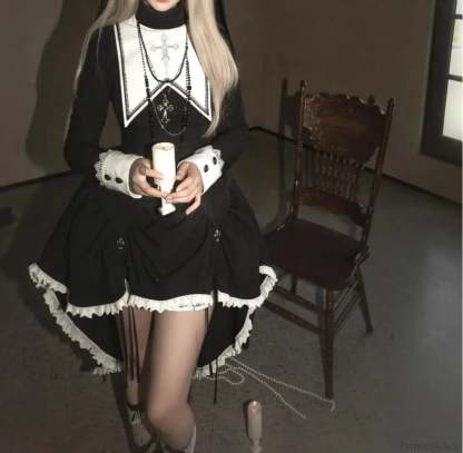 Lace Celebration Gothic Ebony Midi Dress