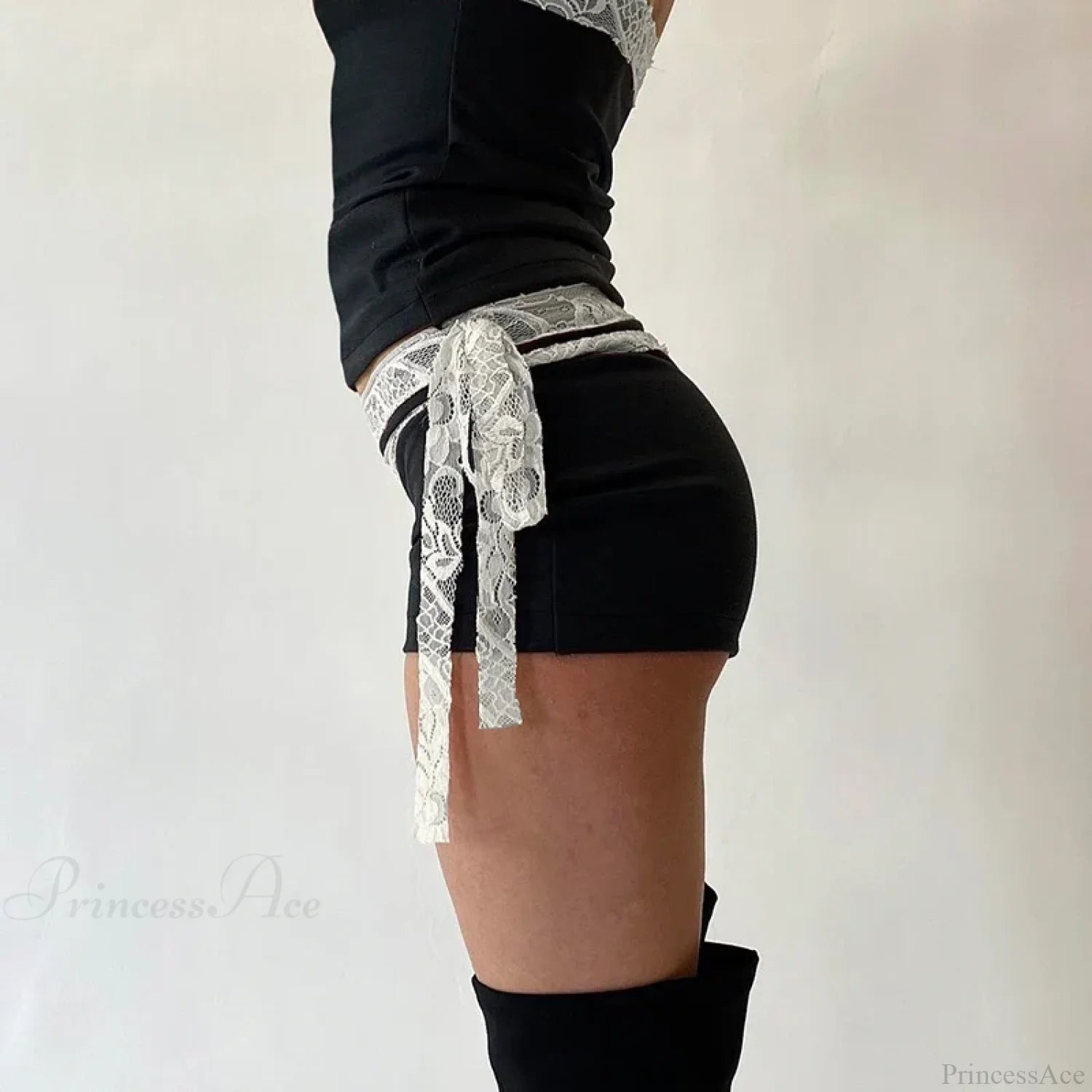 Lace Patchwork Low Waist Short