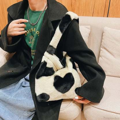 Leopard Love Heart Pattern Underarm Shoulder Bag shoulder-250126