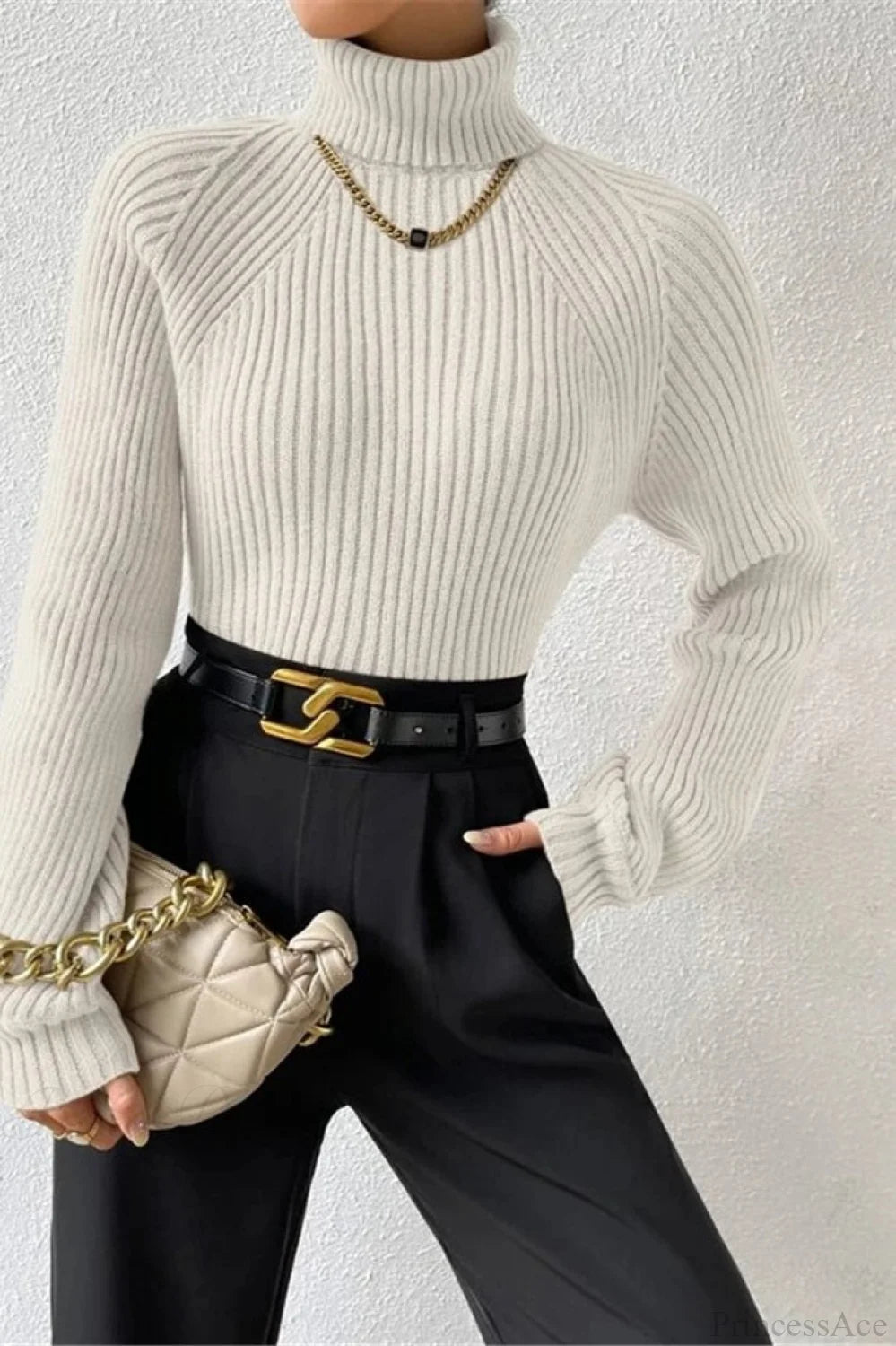 Loose Turtleneck Raglan Sleeve Sweater
