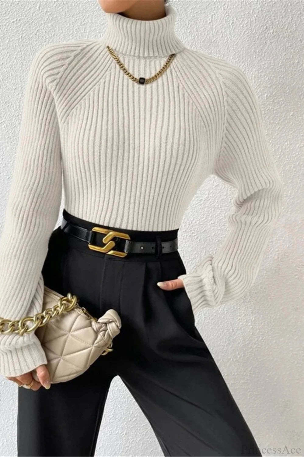 Loose Turtleneck Raglan Sleeve Sweater