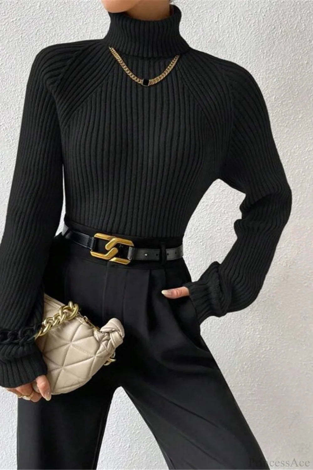 Loose Turtleneck Raglan Sleeve Sweater Black / S