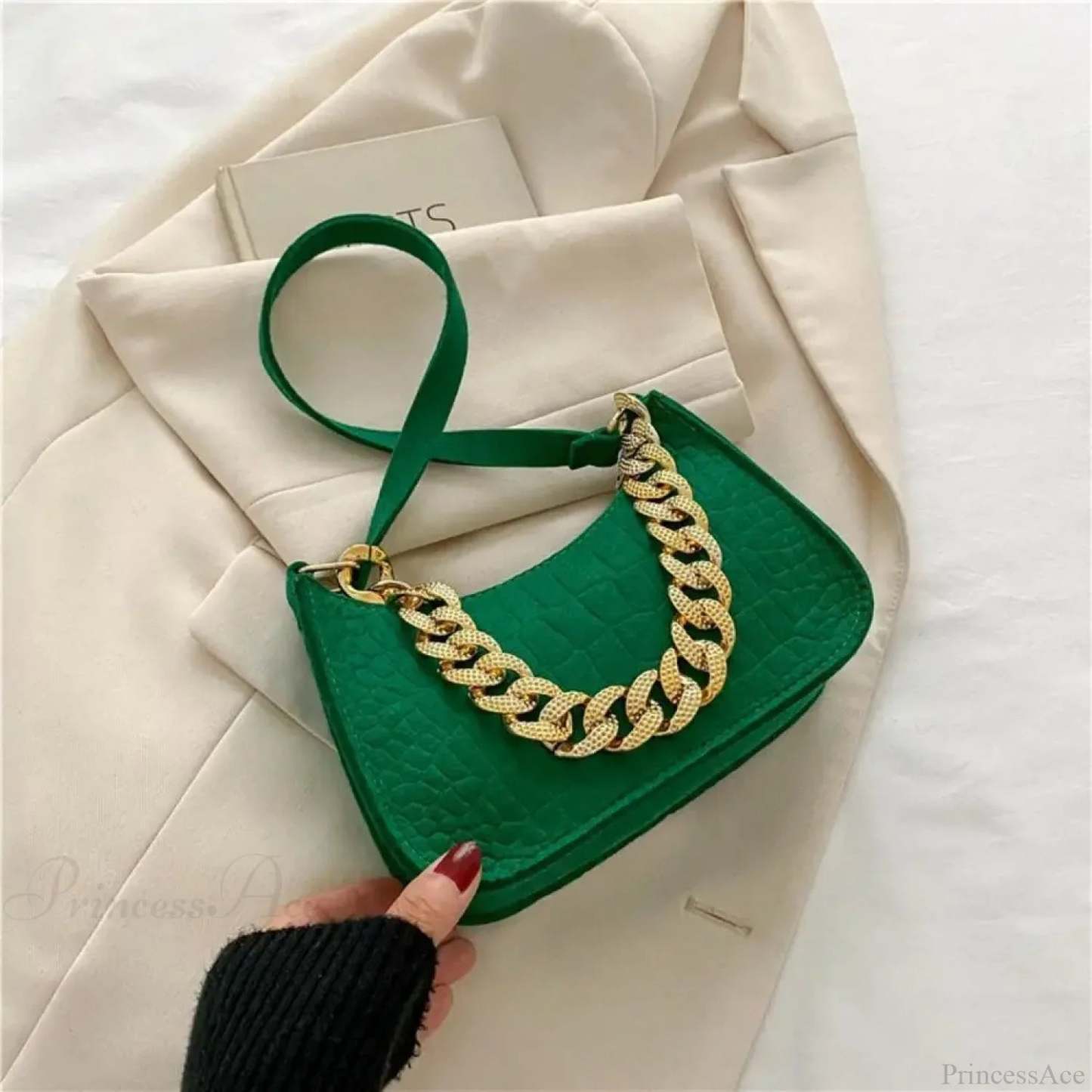 Luxury Metal Chain Shoulder Handbag Elegant Clutch Green handbag-250126