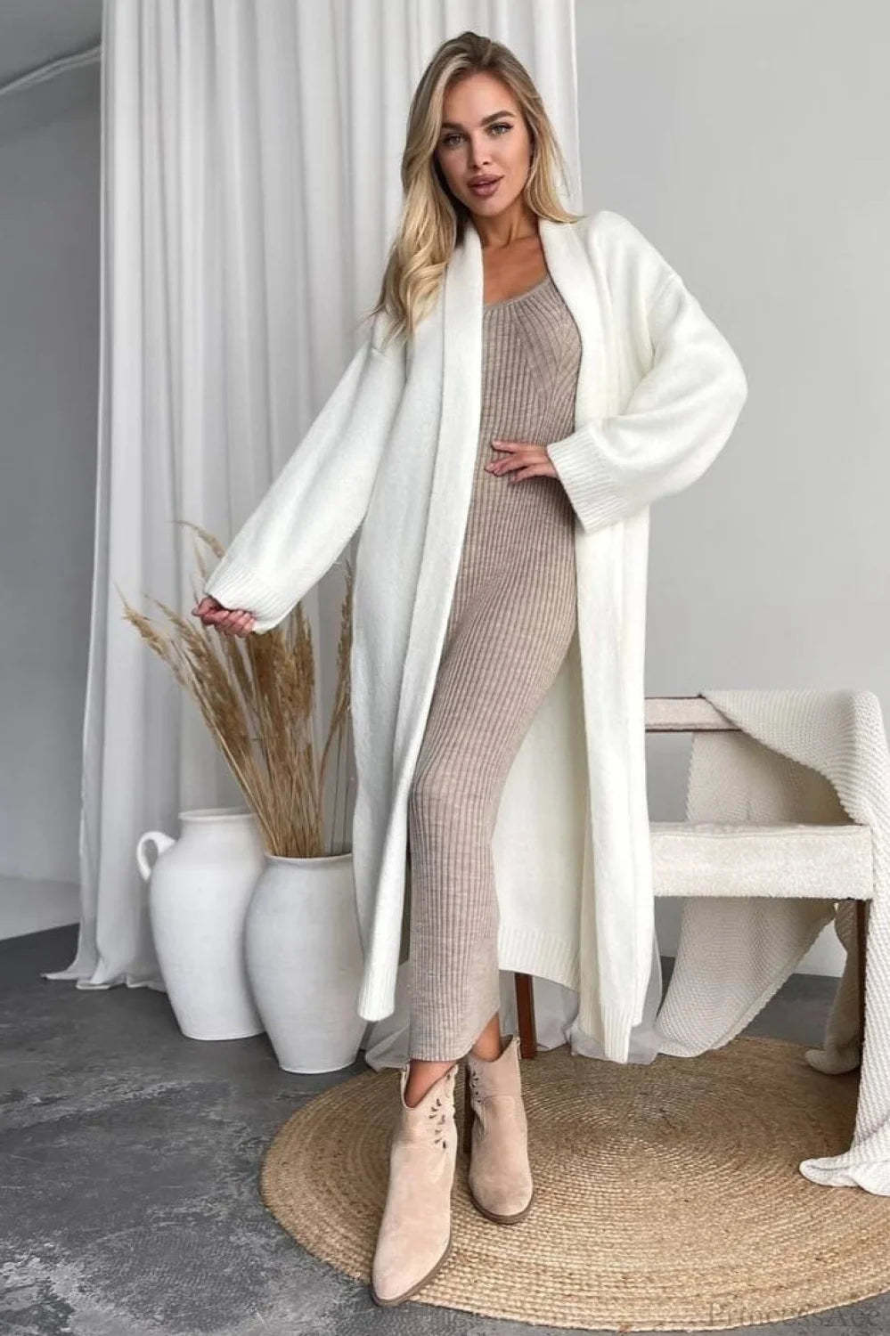 Minimalist Elegant Collarless Cardigan-Inspired Overcoat