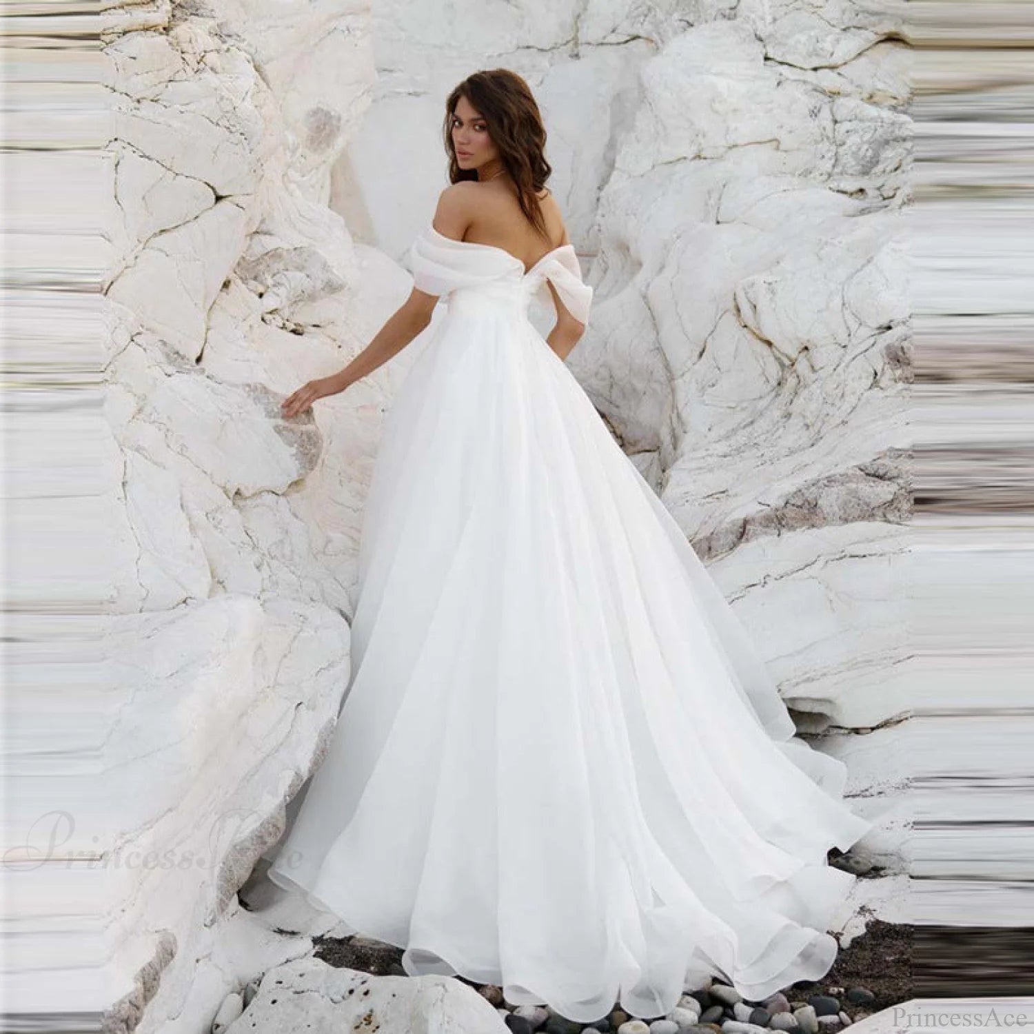 Off-Shoulder Princess Wedding Dress weddingdress-250223