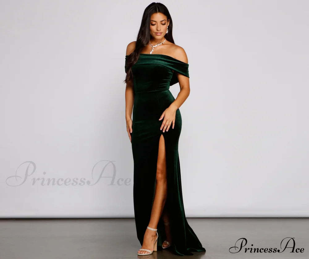 Olivia Formal Velvet Off-The-Shoulder Maxi Dress - Lady Occasions