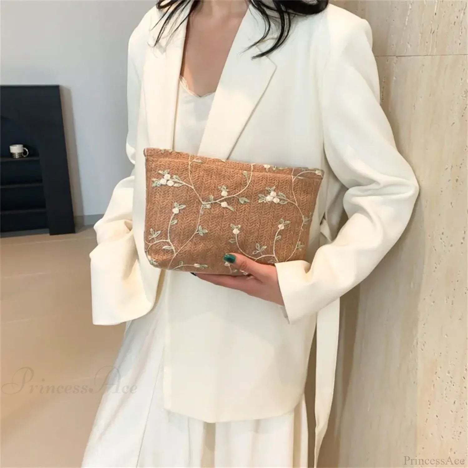 Rattan Handheld Straw Clutch Wristlet wristlet-250126