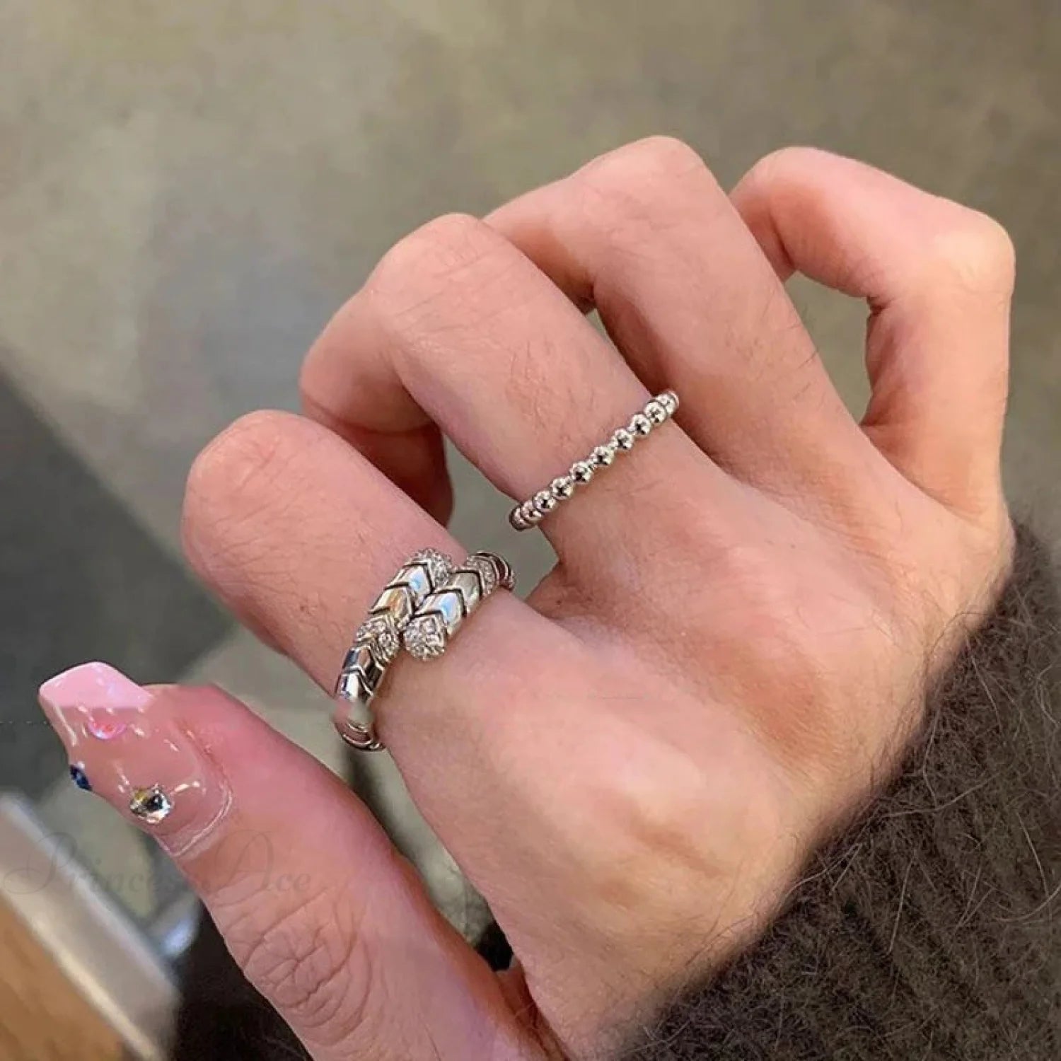 Rebel Cord Glittering Dark Ring