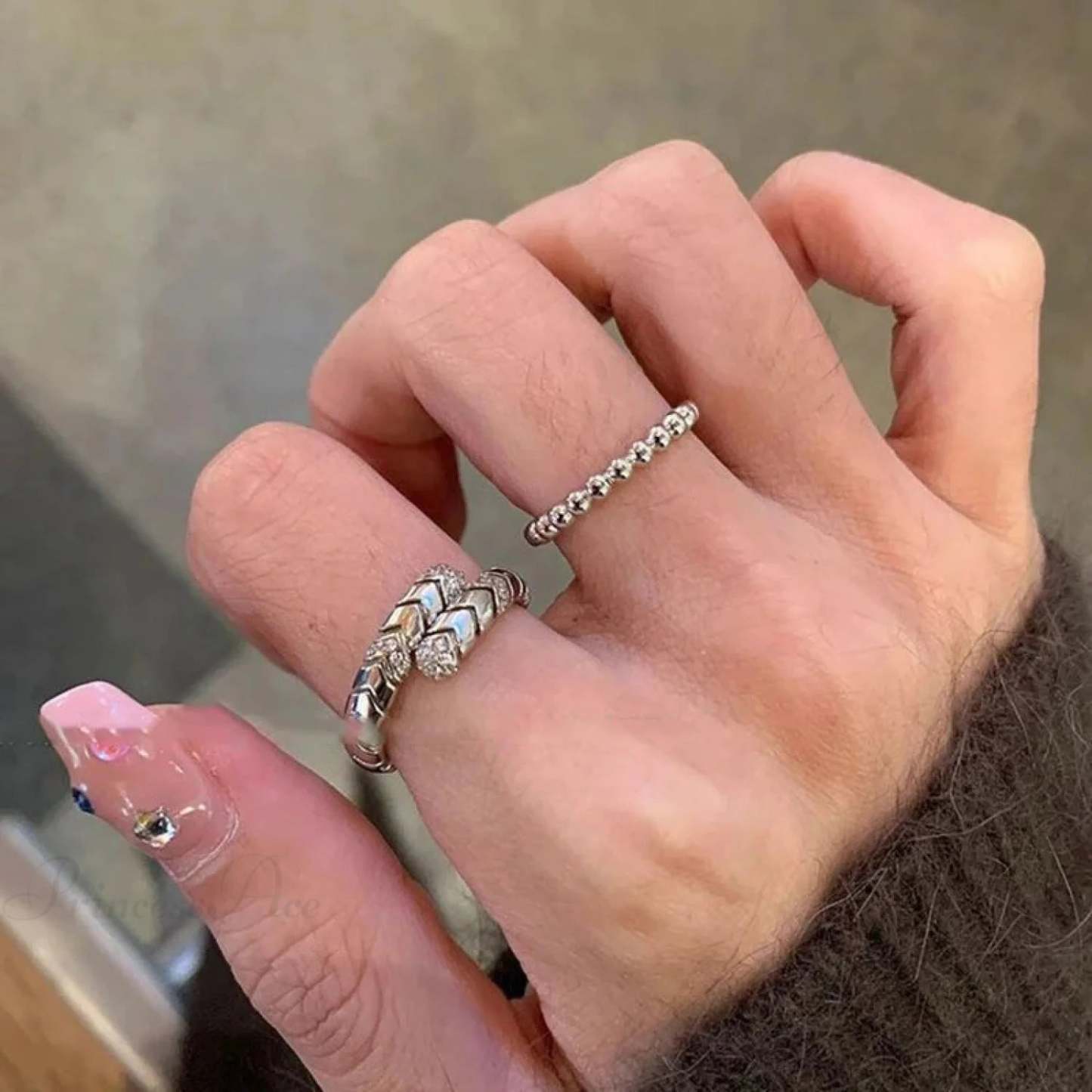 Rebel Cord Glittering Dark Ring