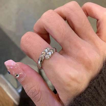 Rebel Cord Glittering Dark Ring Style 01