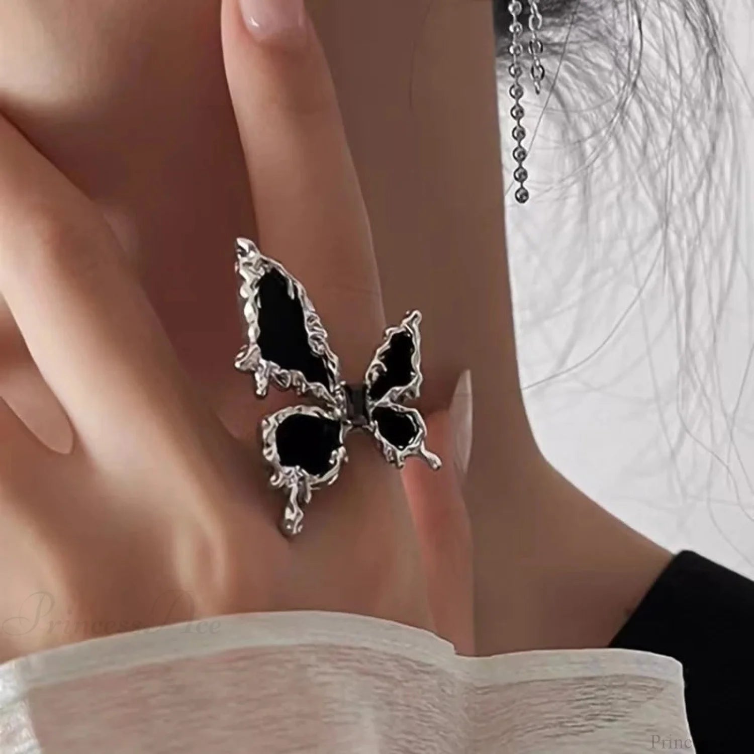 Rebellious Dark Bat Wing Ring Style 06