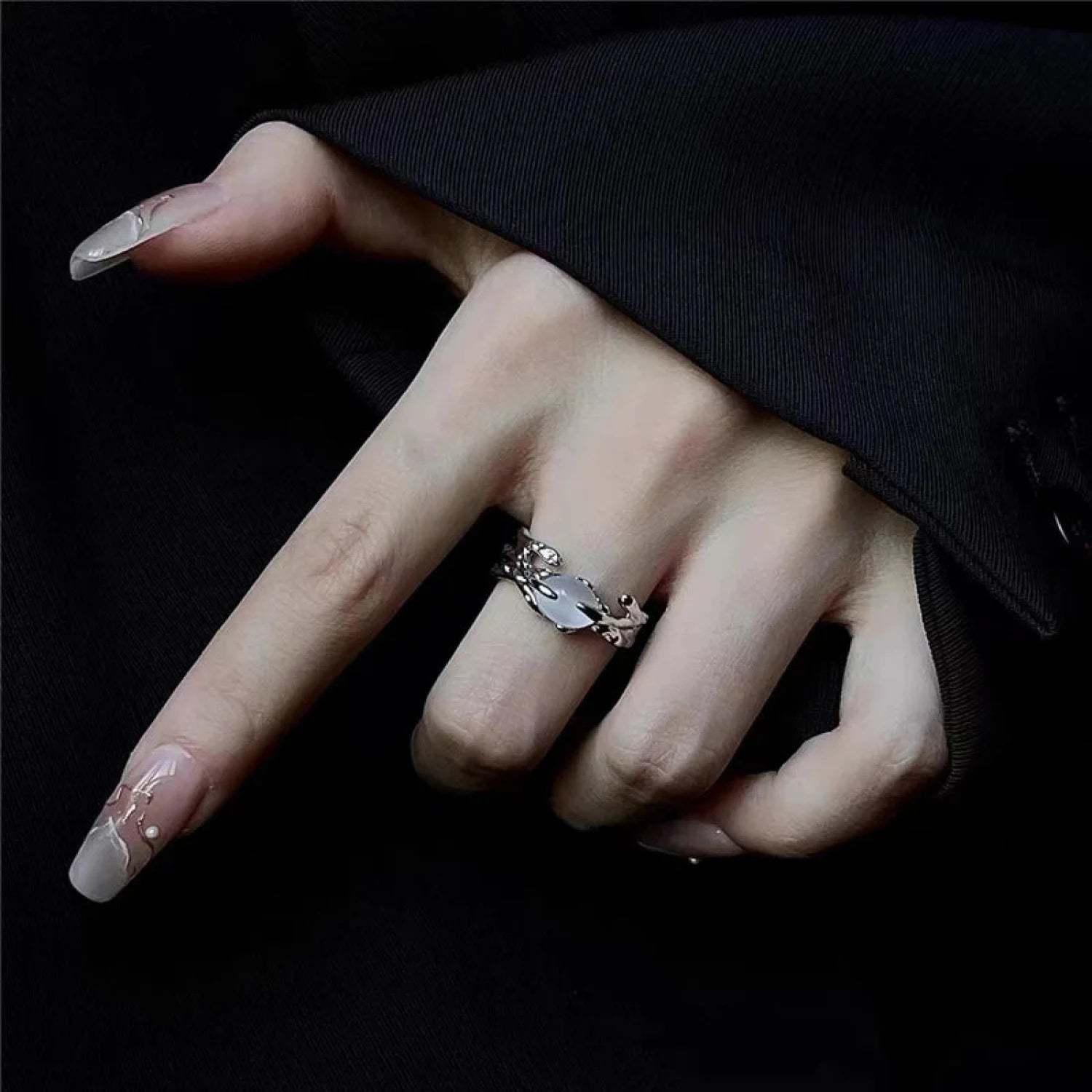 Rebellious Harajuku Dark Ring