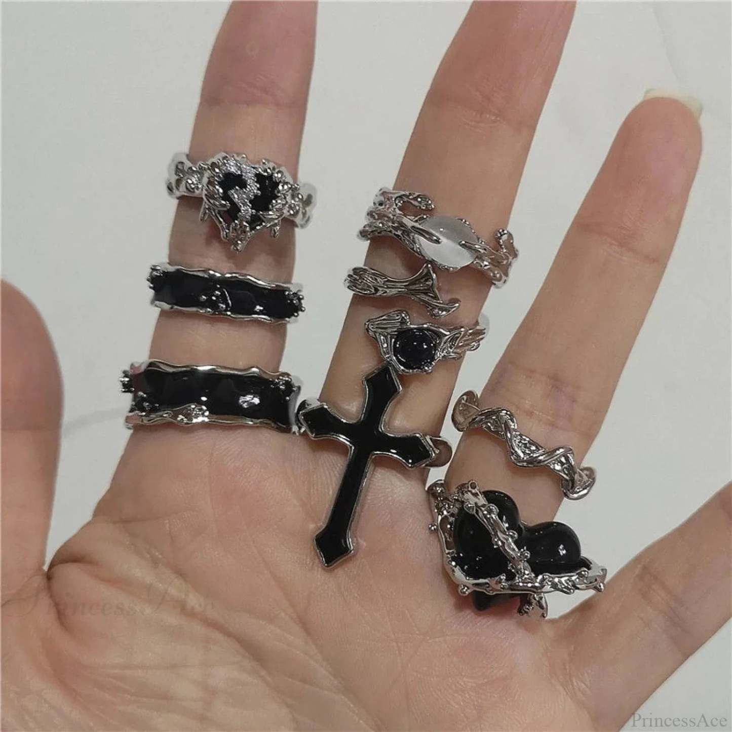 Rebellious Harajuku Dark Ring