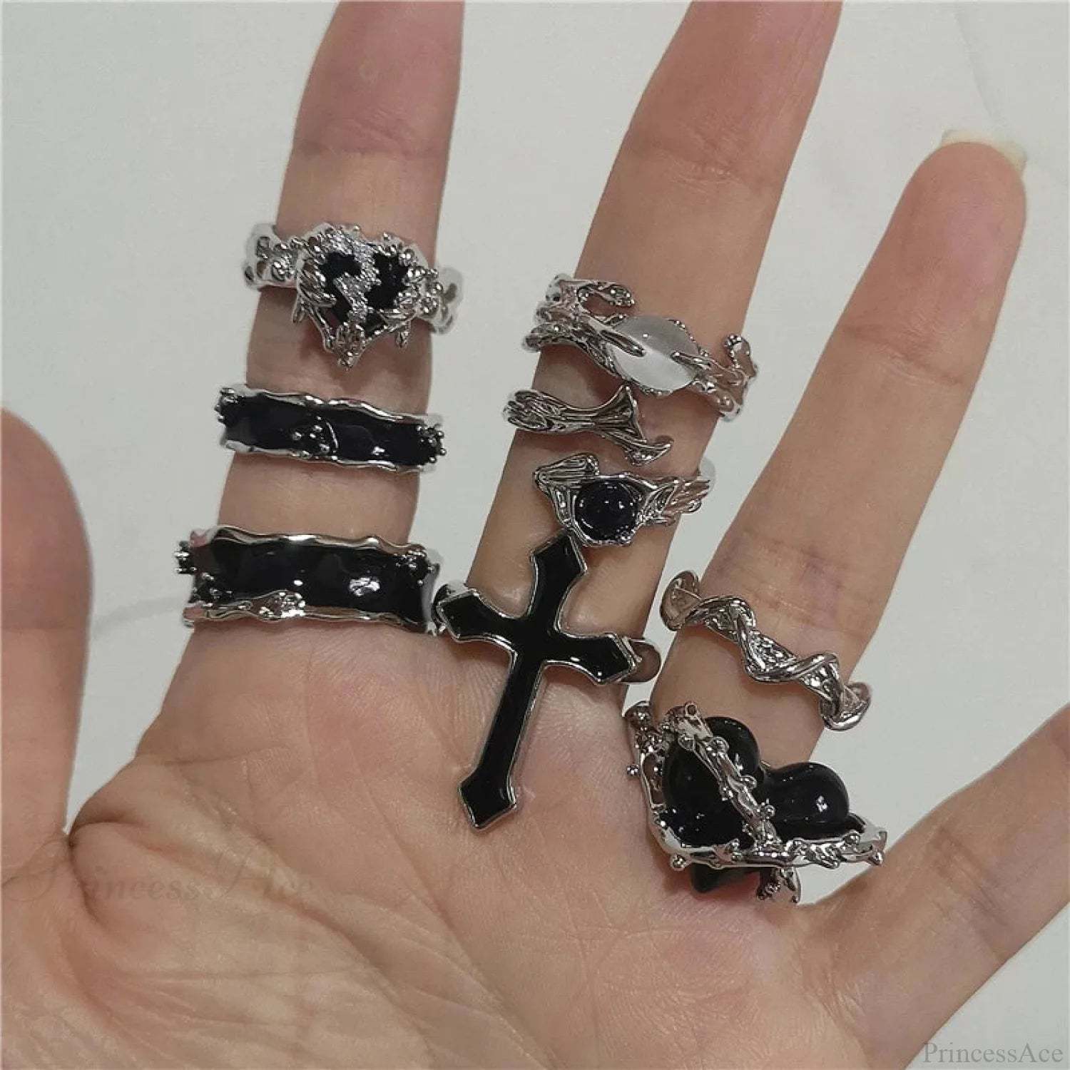 Rebellious Harajuku Dark Ring