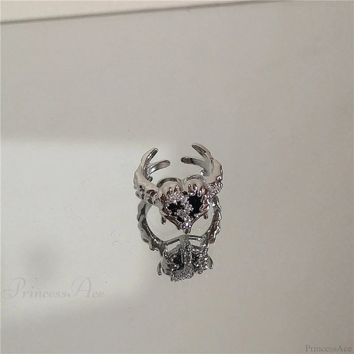 Rebellious Harajuku Dark Ring sliver1