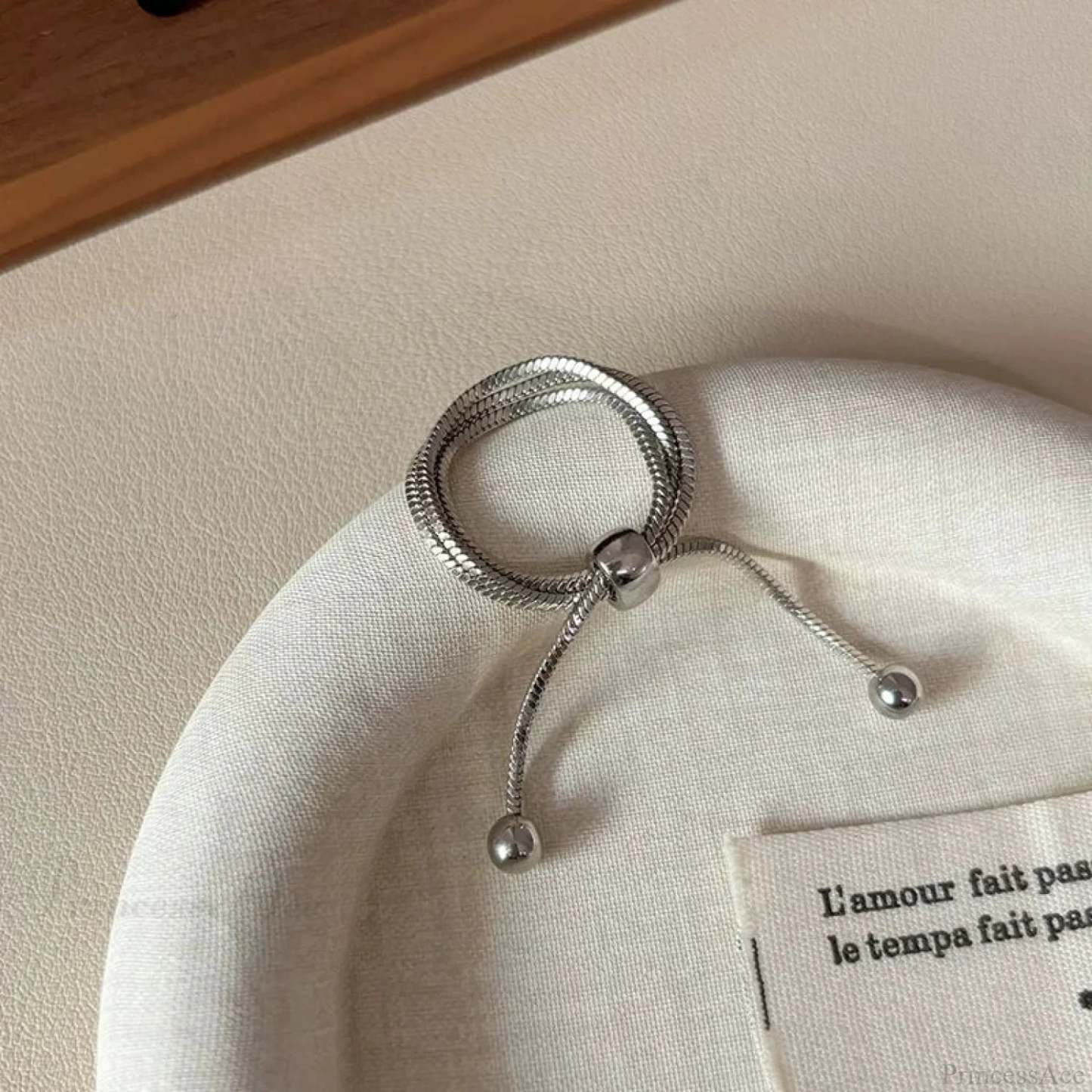 Reptile Bone Medieval Band sliver