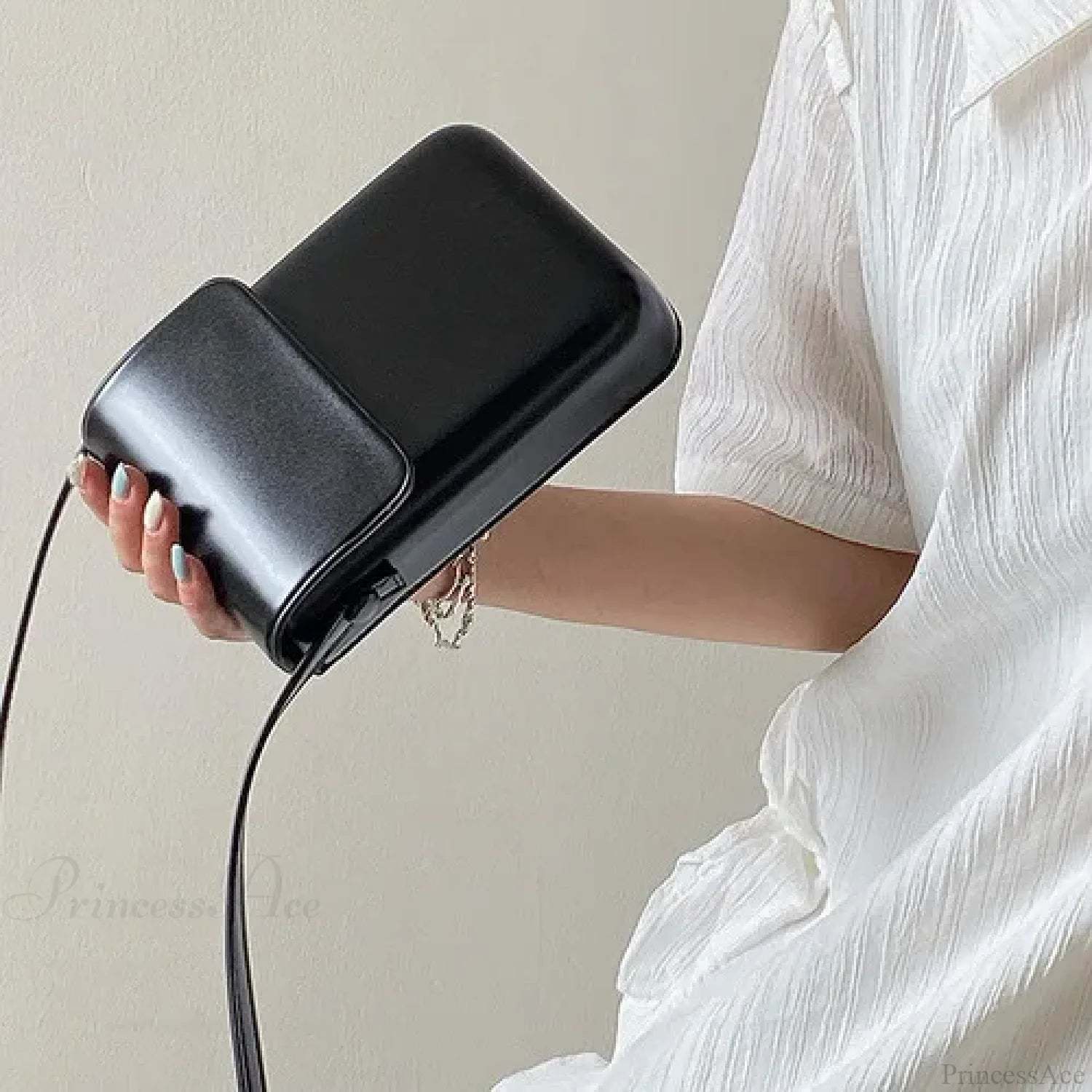 Retro Mini Crossbody Square Handbag Women’s Shoulder Bag Black 2 handbag-250126