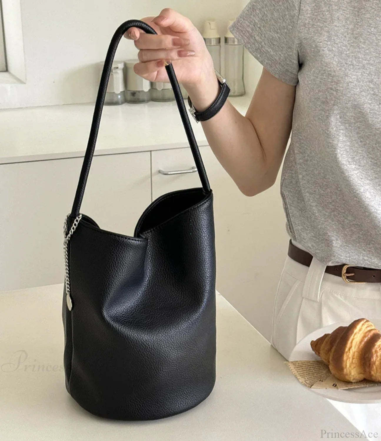 Retro Soft Leather Bucket Shoulder Bag shoulder-250126