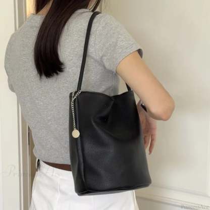 Retro Soft Leather Bucket Shoulder Bag shoulder-250126