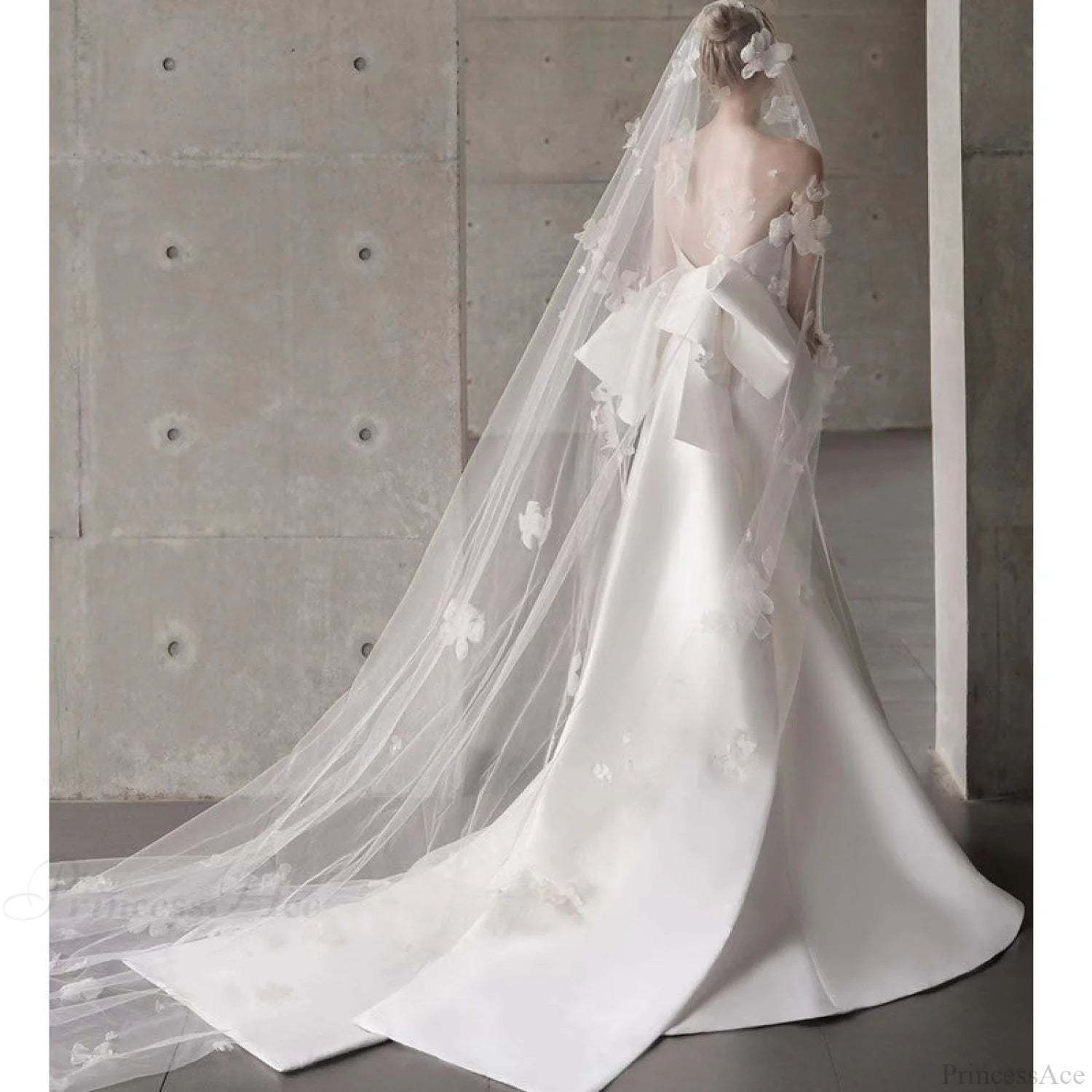 Satin Strapless Bowknot Wedding Dress weddingdress-250223