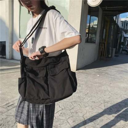 School Messenger Large Capacity Canvas Crossbody Black crossbody-250126