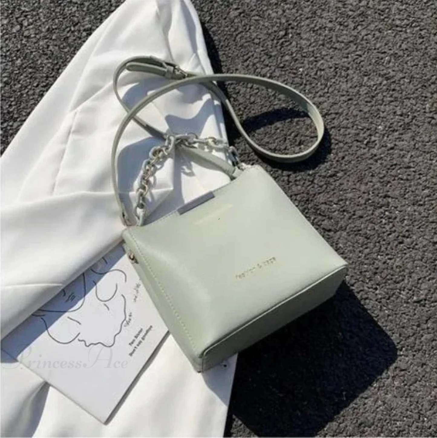 Senior Leather Chain Bucket Shoulder Crossbody Green crossbody-250126