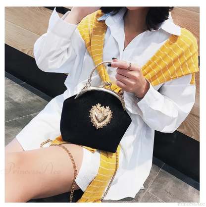 Shiny Heart Shape Evening Clutch Chain Shoulder Bag Black clutchbag-250126