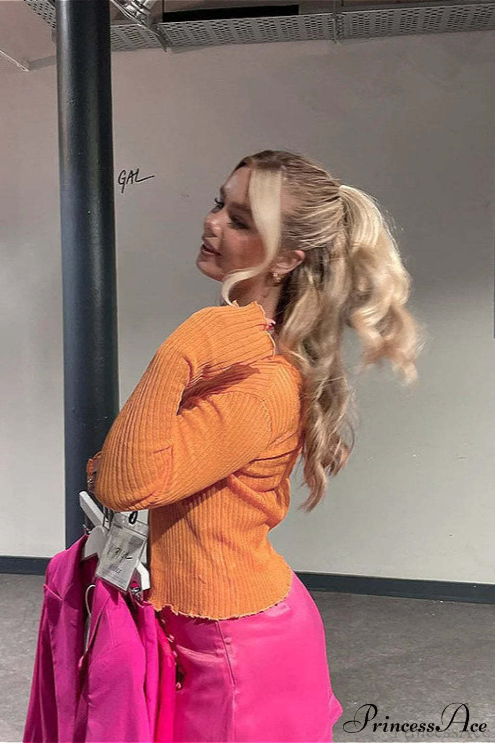 Single Button Crew Neck Solid Color Crop Long Sleeve Cardigan