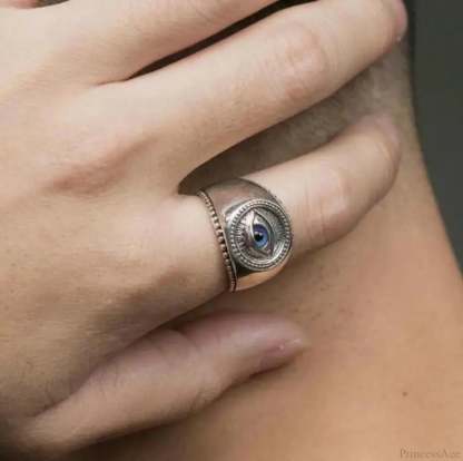 Sinister Eye Style Gothic Pointer Ring