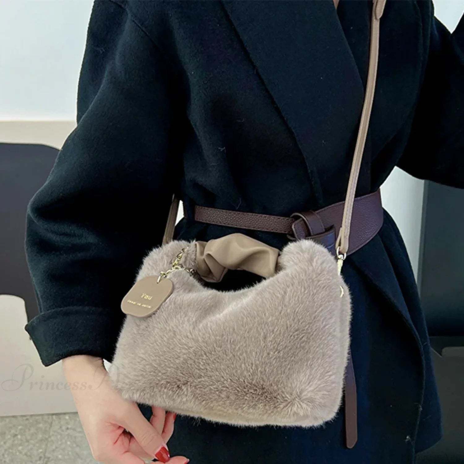 Soft Plush Simple Crossbody Handbag Women’s Bag handbag-250126