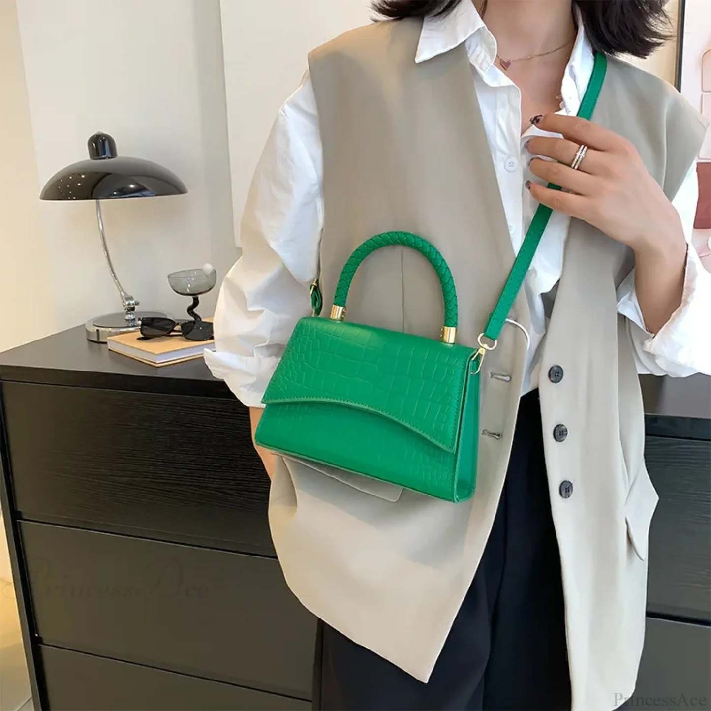 Solid Color PU Leather Designer Crossbody Handbag handbag-250126