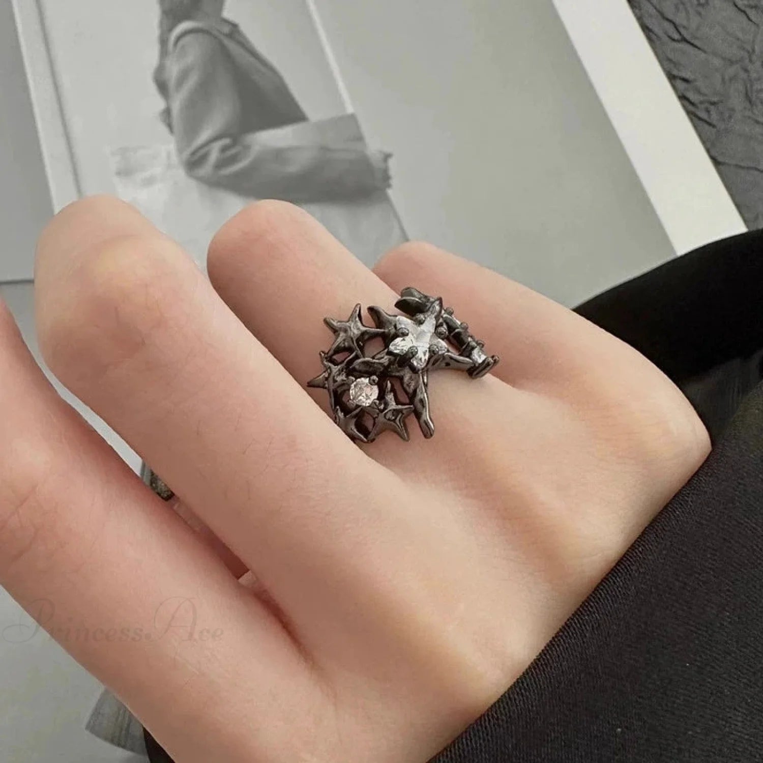 Stellar Shaped Gothic Zircon Band sliver02