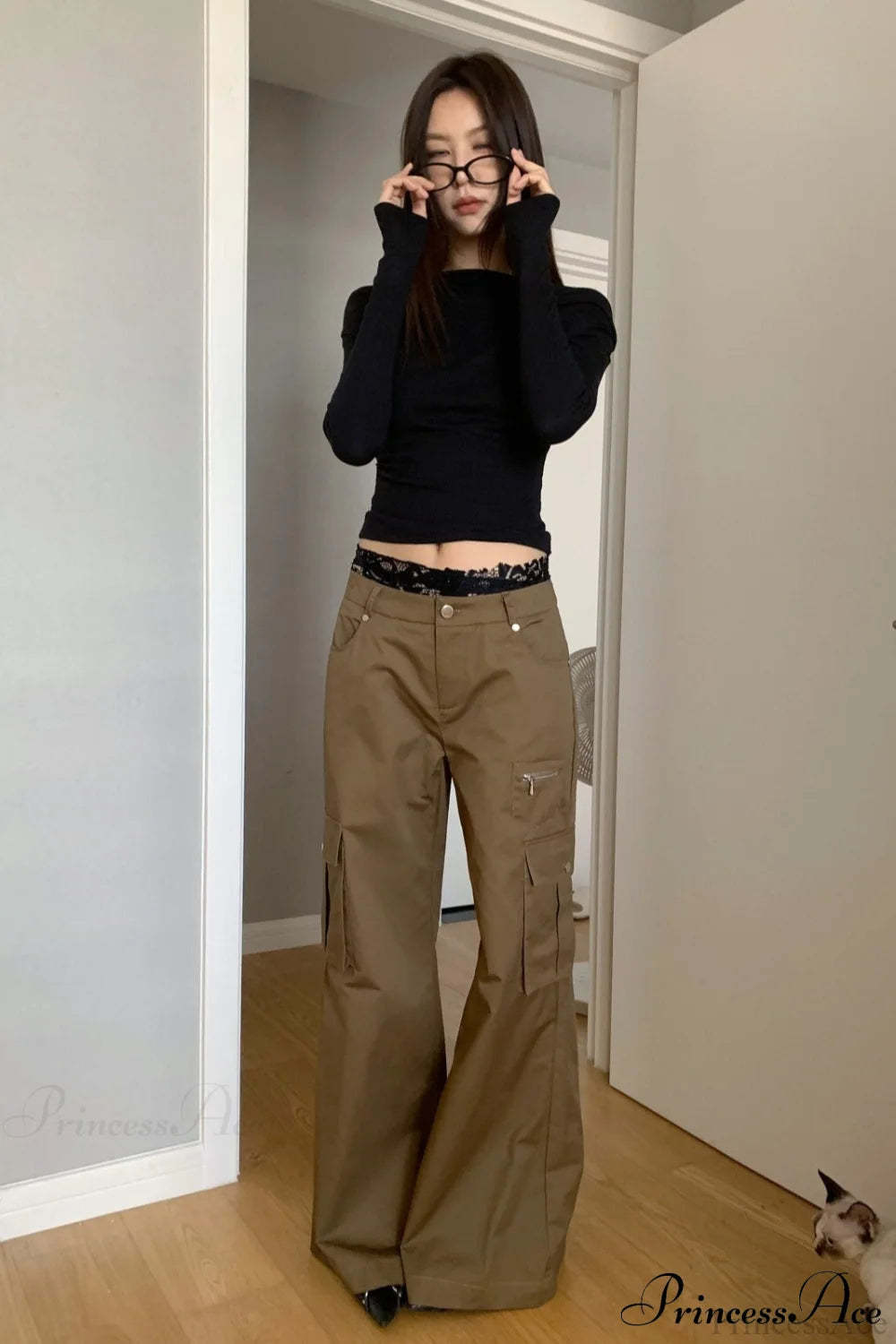 Straight-Leg Multi-Pocket High-Waisted Cargo Pants