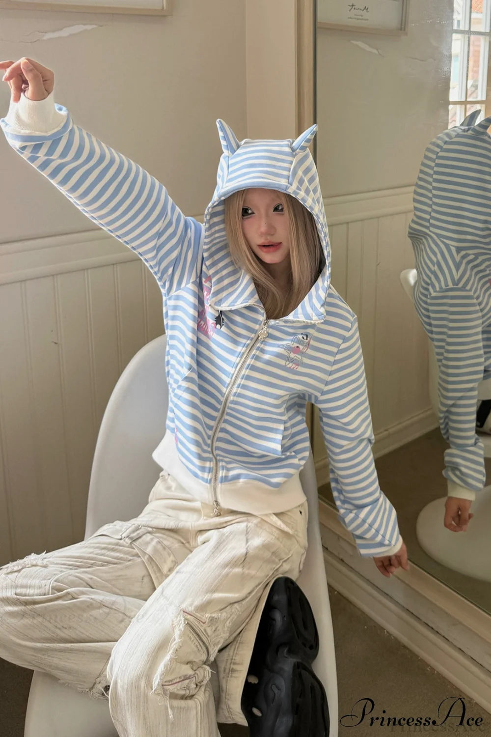 Striped Devil Horn Print Vintage Zip Hoodie