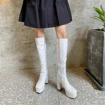 Sweetheart Love Heart Print Dark Block Boot White / 4