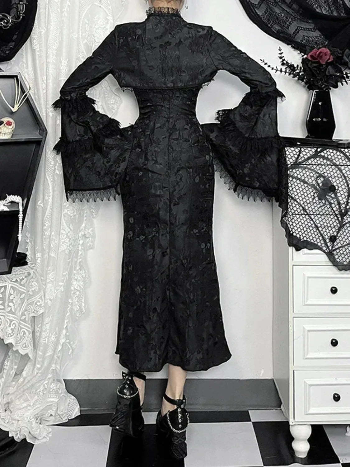 Tie-up Jacquard Thin Spaghetti Medium Dress