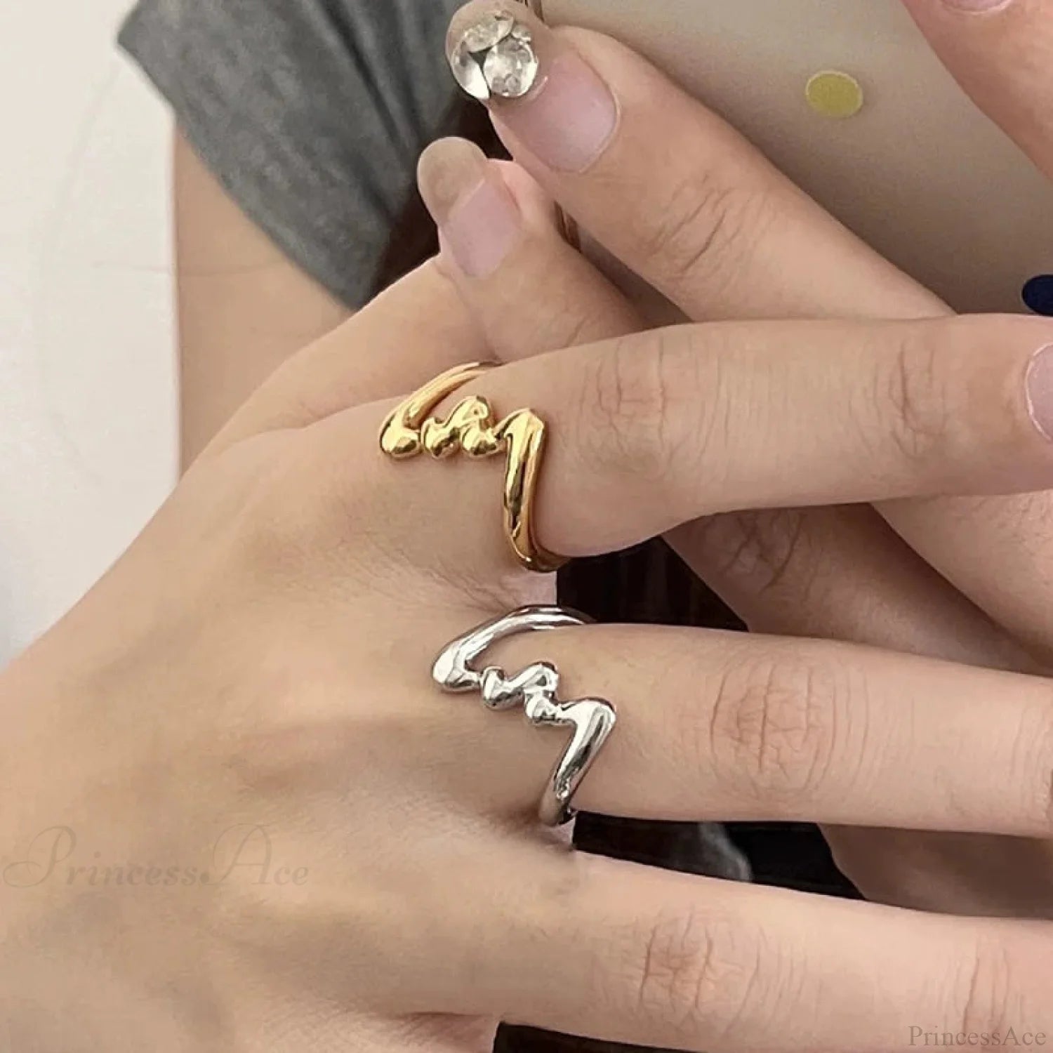 Unpredictable Copper Undulation Medieval Ring