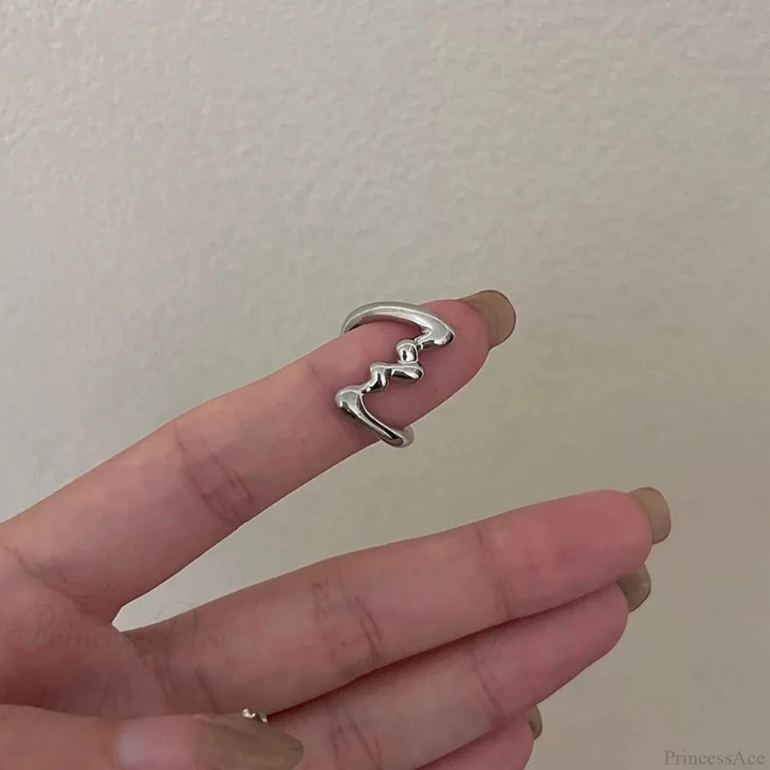 Unpredictable Copper Undulation Medieval Ring sliver02