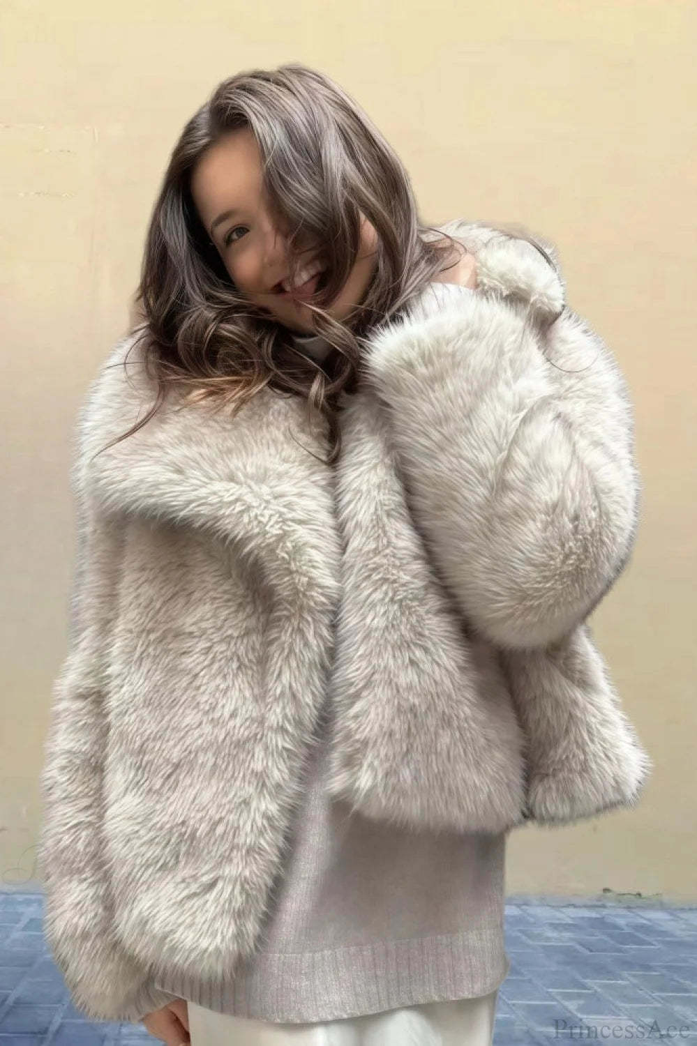 Vintage Solid Color Faux Fur Minimalist Coat White / XS