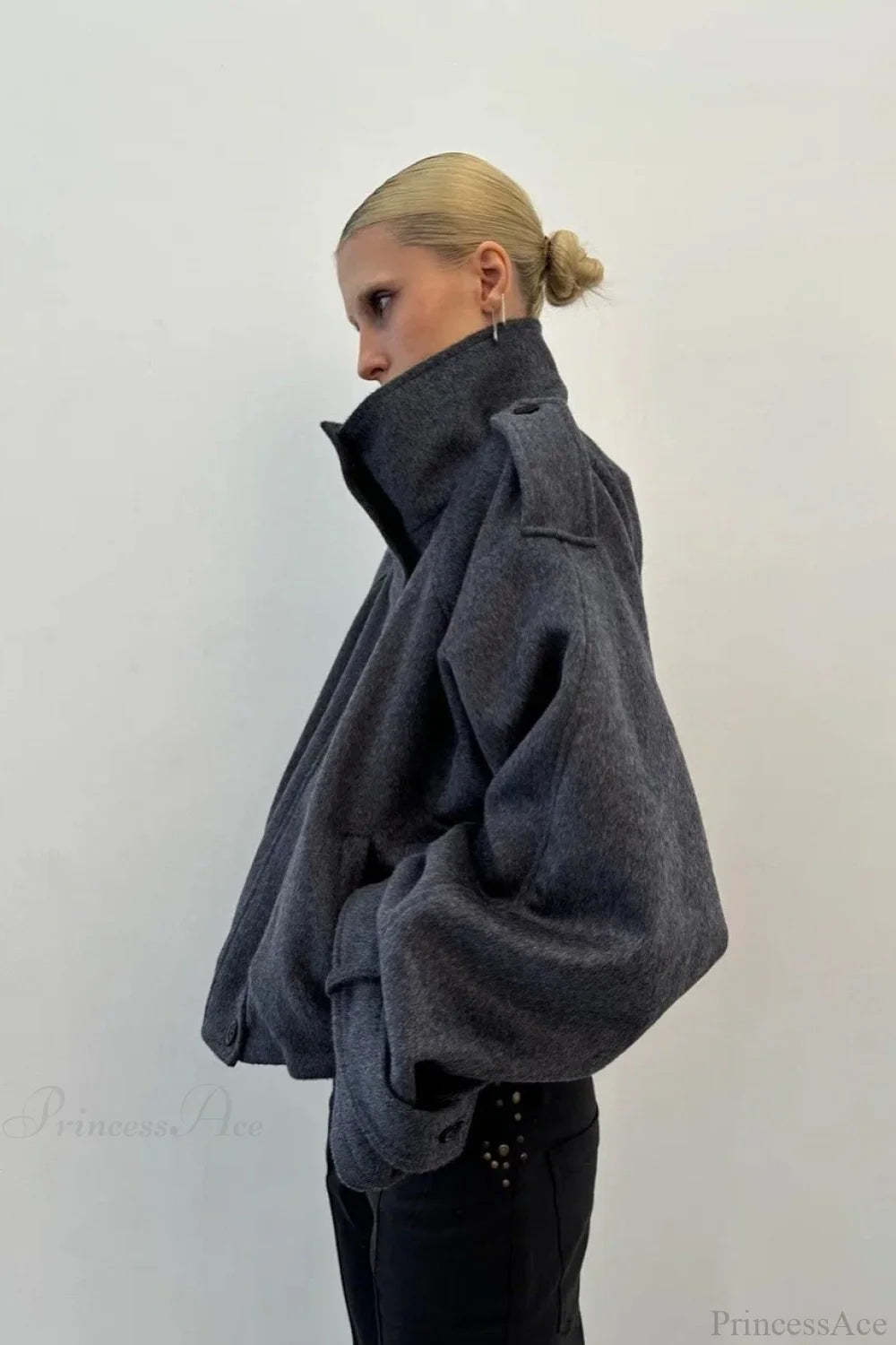 Vintage Stand Collar Buttoned Short Wool Coat