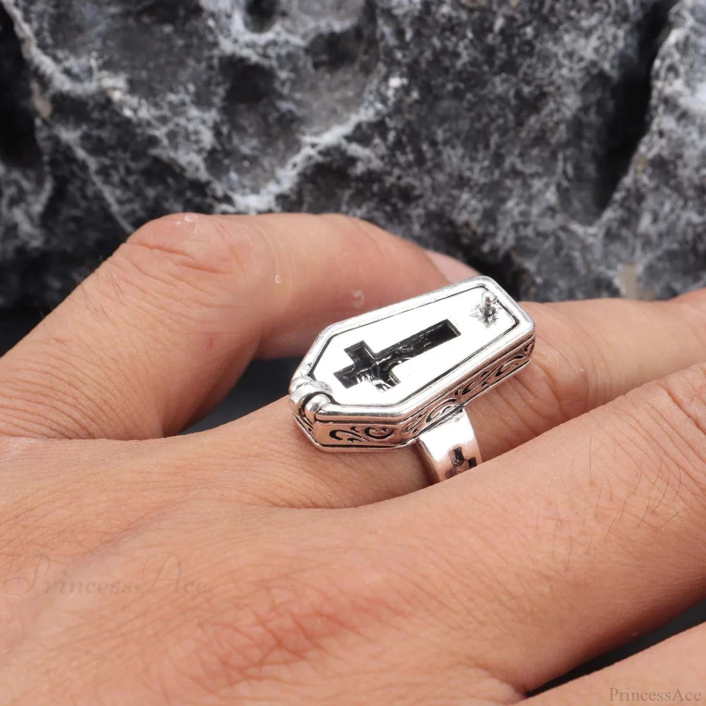 Vintage Style Skull Coffin Gothic Ring 7 / sliver