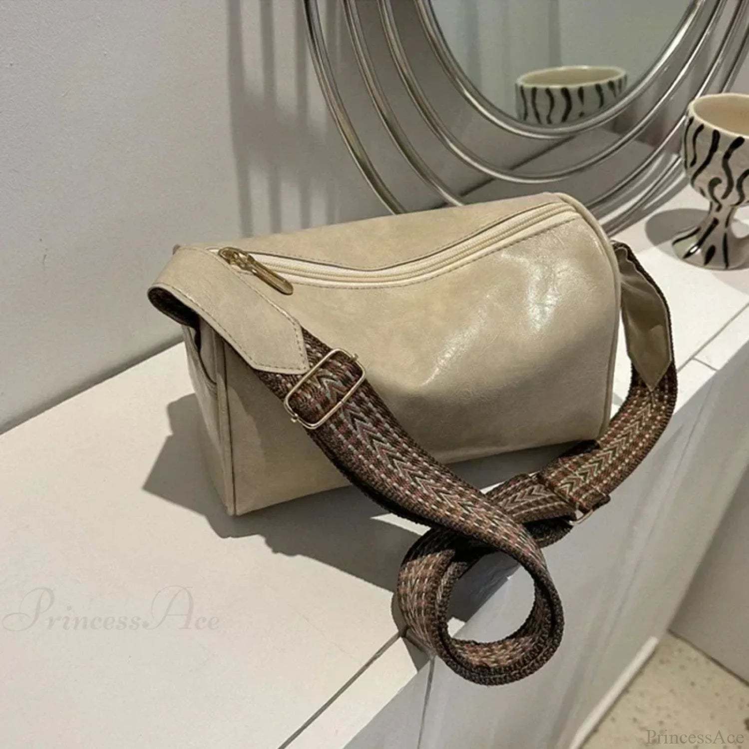 Vintage Wide Strap Crossbody Shoulder Bag Beige shoulder-250126
