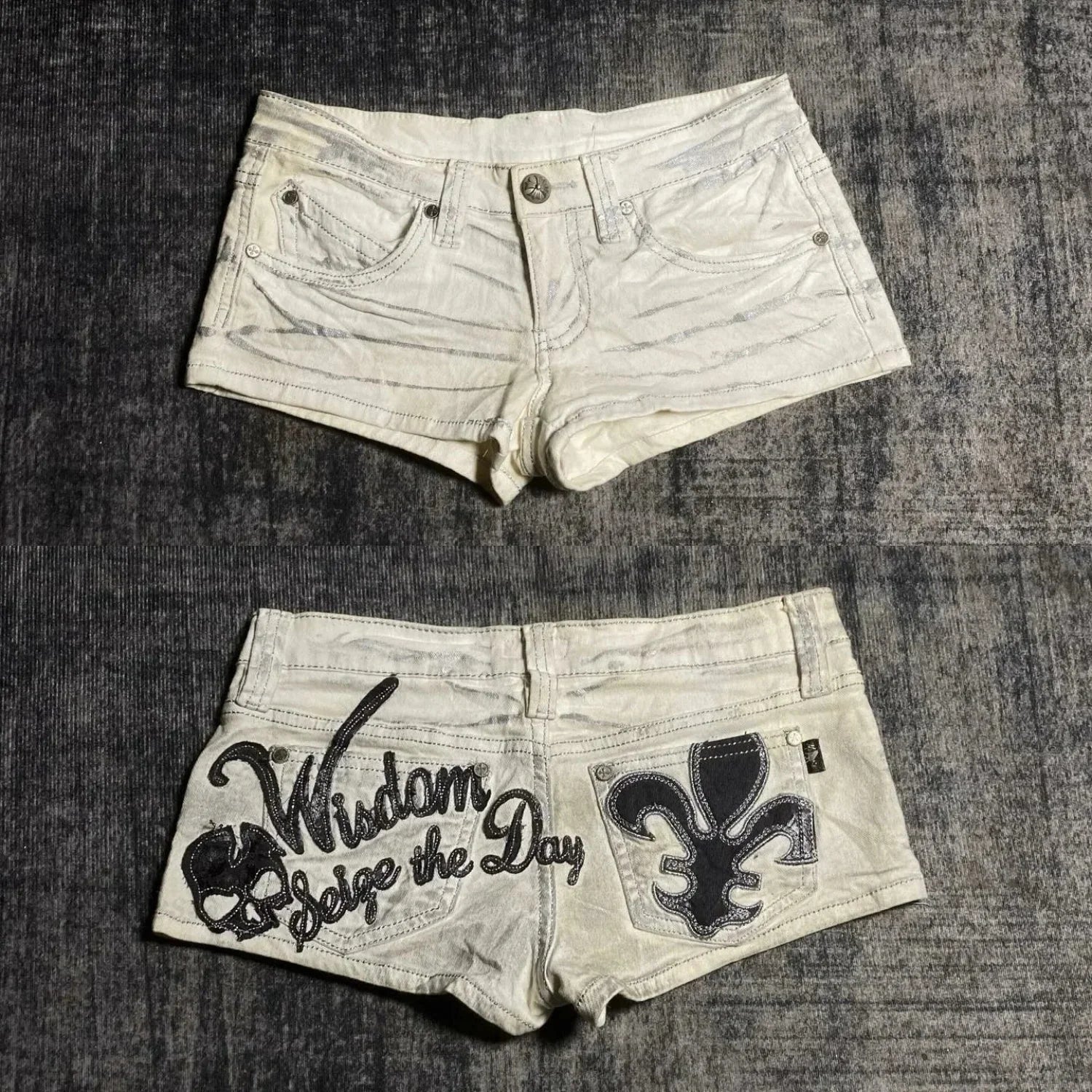 White Decorated Mini Short white / S