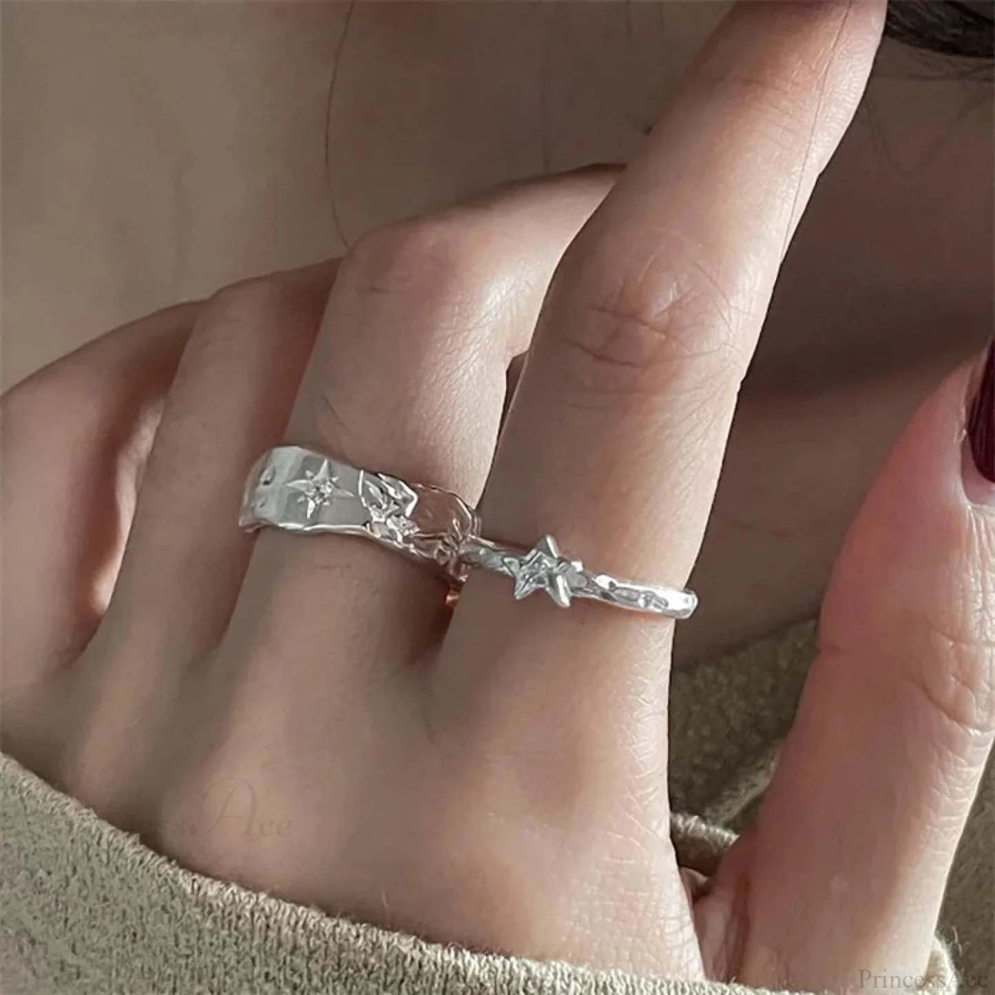 Y2K Rebel Unpredictable Star Gothic Ring