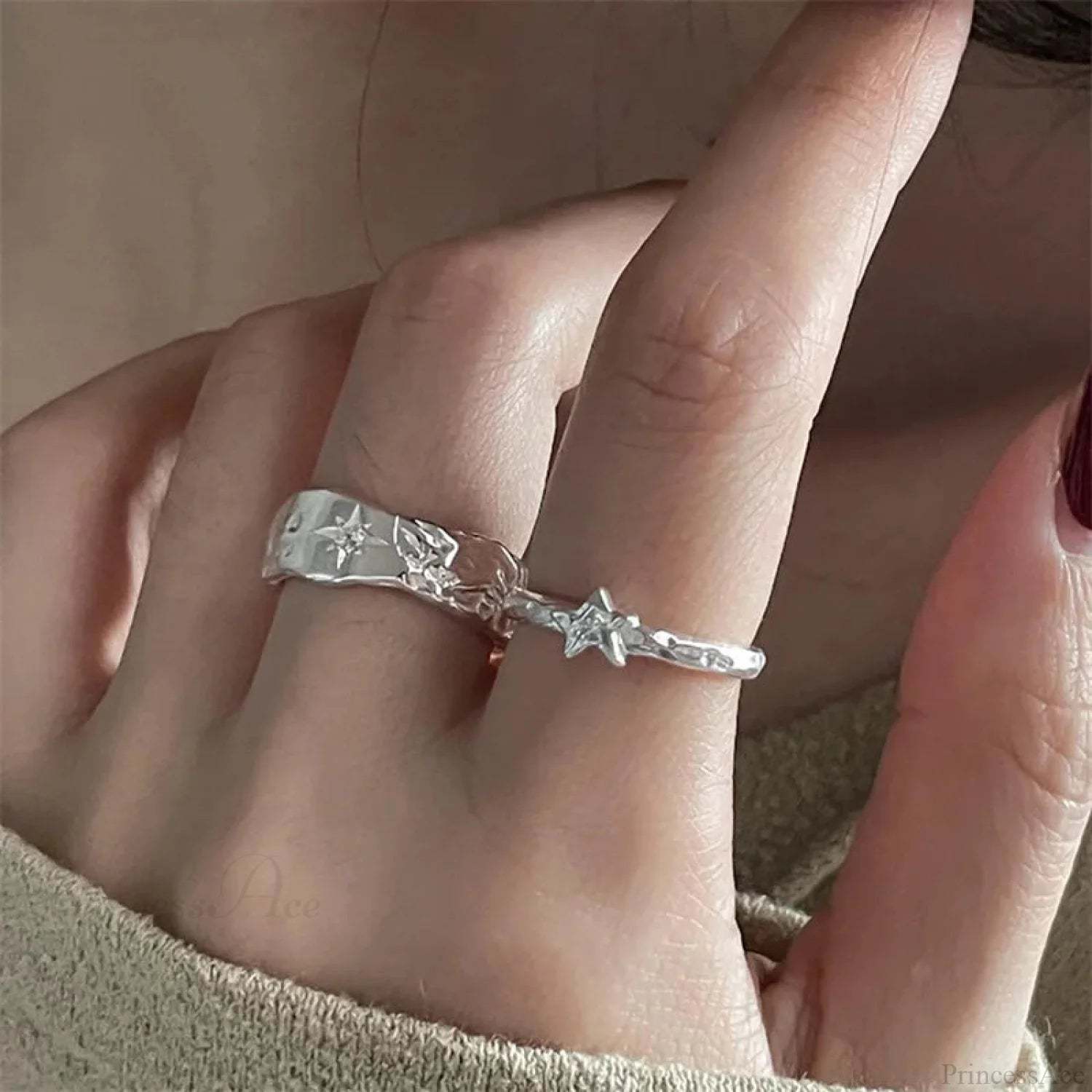 Y2K Rebel Unpredictable Star Gothic Ring